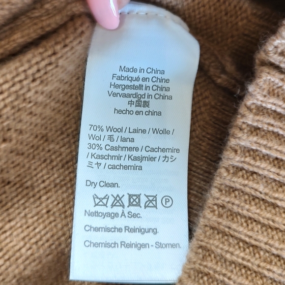 J Crew Wool Cashmere Camel Colored Sweater XS Oversized Comfort - Picture 8 of 8